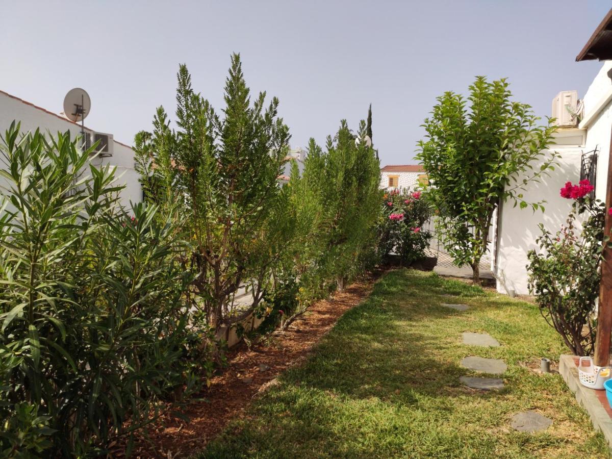 Lovely 2 Bedroom Bungalow With Parking Maspalomas  Exterior photo